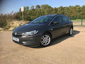 Vauxhall Astra thumbnail