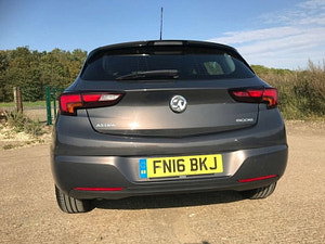 Vauxhall Astra thumbnail