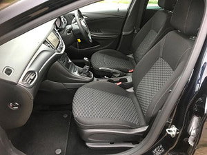 Vauxhall Astra thumbnail
