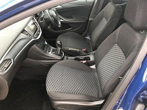 Vauxhall Astra thumbnail