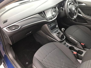 Vauxhall Astra thumbnail