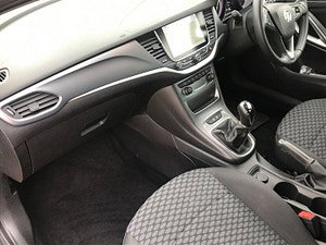 Vauxhall Astra thumbnail