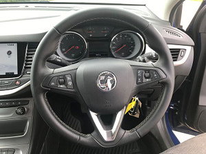Vauxhall Astra thumbnail
