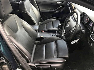 Vauxhall Astra thumbnail