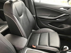 Vauxhall Astra thumbnail