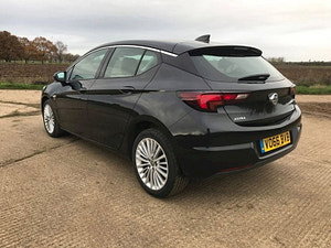 Vauxhall Astra thumbnail