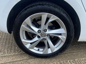 Vauxhall Astra thumbnail
