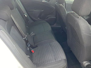 Vauxhall Astra thumbnail