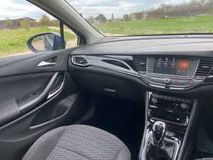Vauxhall Astra thumbnail