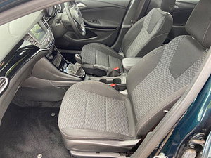 Vauxhall Astra thumbnail