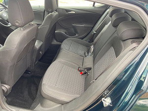 Vauxhall Astra thumbnail