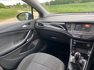 Vauxhall Astra thumbnail
