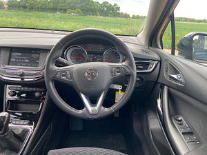 Vauxhall Astra thumbnail