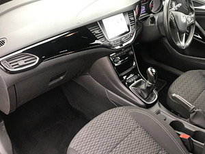 Vauxhall Astra thumbnail