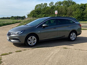 Vauxhall Astra thumbnail