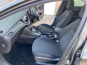 Vauxhall Astra thumbnail