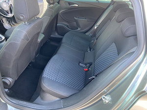 Vauxhall Astra thumbnail