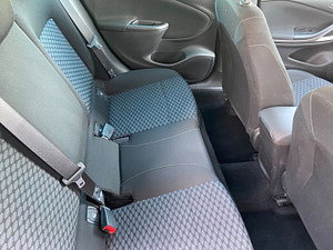 Vauxhall Astra thumbnail