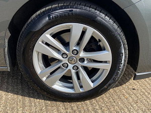 Vauxhall Astra thumbnail