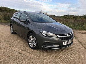 Vauxhall Astra thumbnail