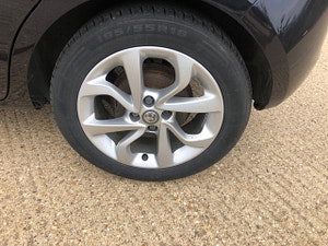 Vauxhall Corsa thumbnail