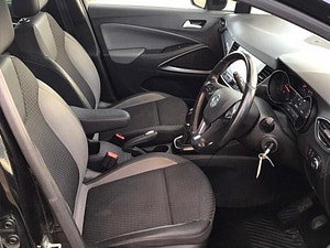 Vauxhall Crossland X thumbnail