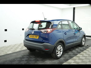 Vauxhall Crossland X thumbnail