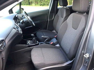 Vauxhall Crossland X thumbnail