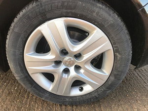 Vauxhall Insignia thumbnail