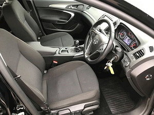 Vauxhall Insignia thumbnail