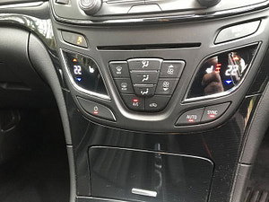 Vauxhall Insignia thumbnail