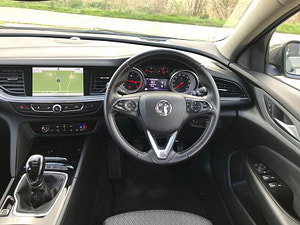 Vauxhall Insignia thumbnail