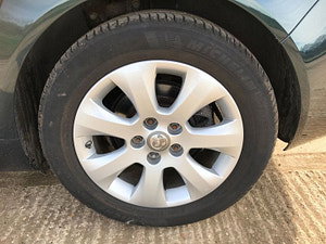 Vauxhall Insignia thumbnail
