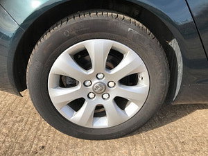 Vauxhall Insignia thumbnail