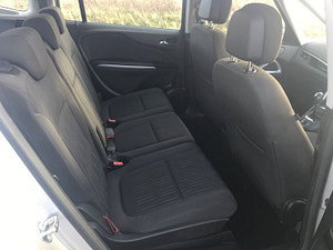 Vauxhall Zafira Tourer thumbnail
