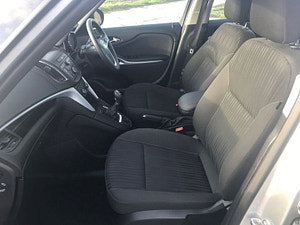 Vauxhall Zafira Tourer thumbnail