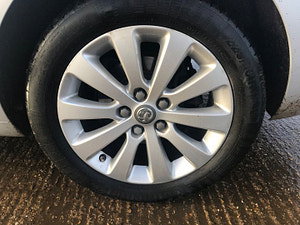 Vauxhall Zafira Tourer thumbnail