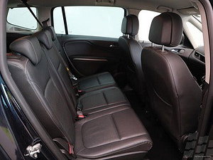 Vauxhall Zafira Tourer thumbnail