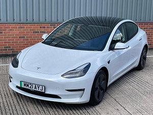 Tesla Model 3 thumbnail