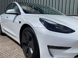 Tesla Model 3 thumbnail