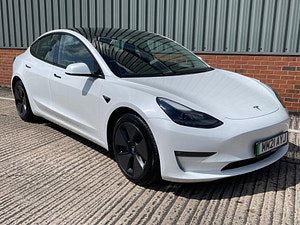 Tesla Model 3 thumbnail