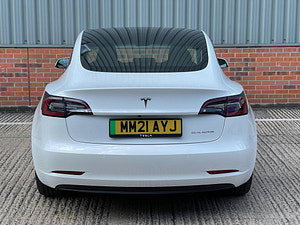 Tesla Model 3 thumbnail