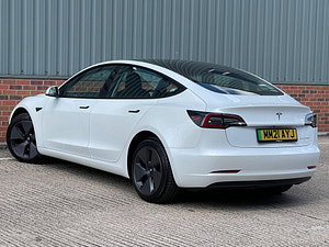 Tesla Model 3 thumbnail