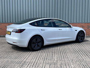 Tesla Model 3 thumbnail