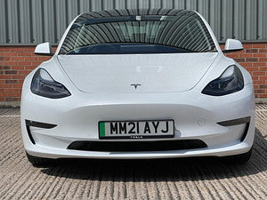 Tesla Model 3 thumbnail