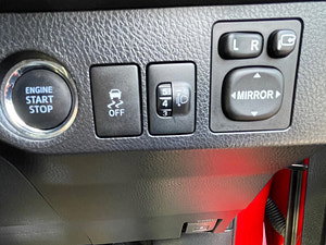 Toyota RAV4 thumbnail