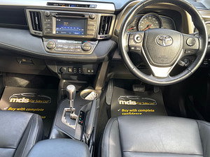 Toyota RAV4 thumbnail