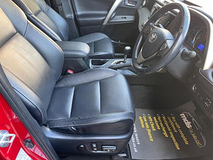 Toyota RAV4 thumbnail