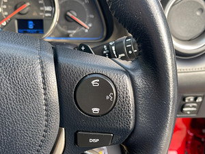 Toyota RAV4 thumbnail