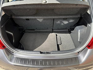 Toyota Yaris thumbnail
